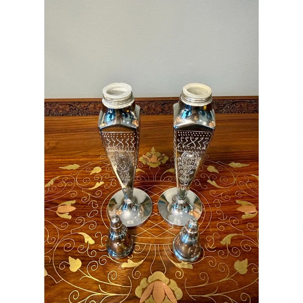 Vintage Towle Etched Floral Salt & Pepper Shakers‎